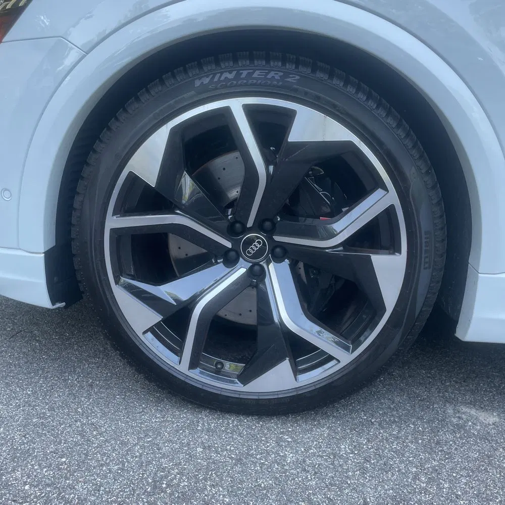 2024 Audi RS Q8 Base