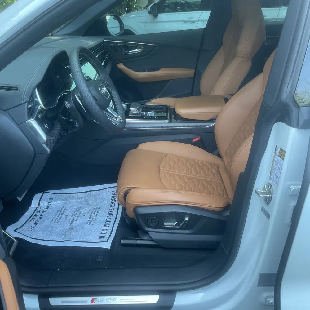 2024 Audi RS Q8 Base