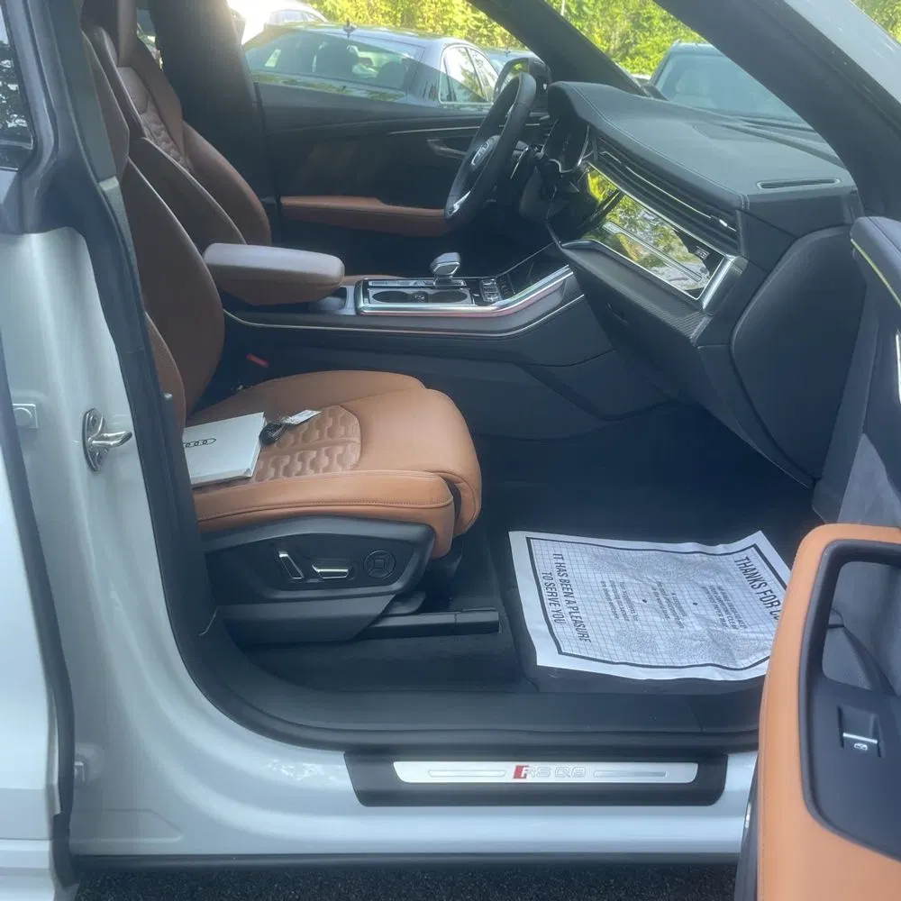 2024 Audi RS Q8 Base