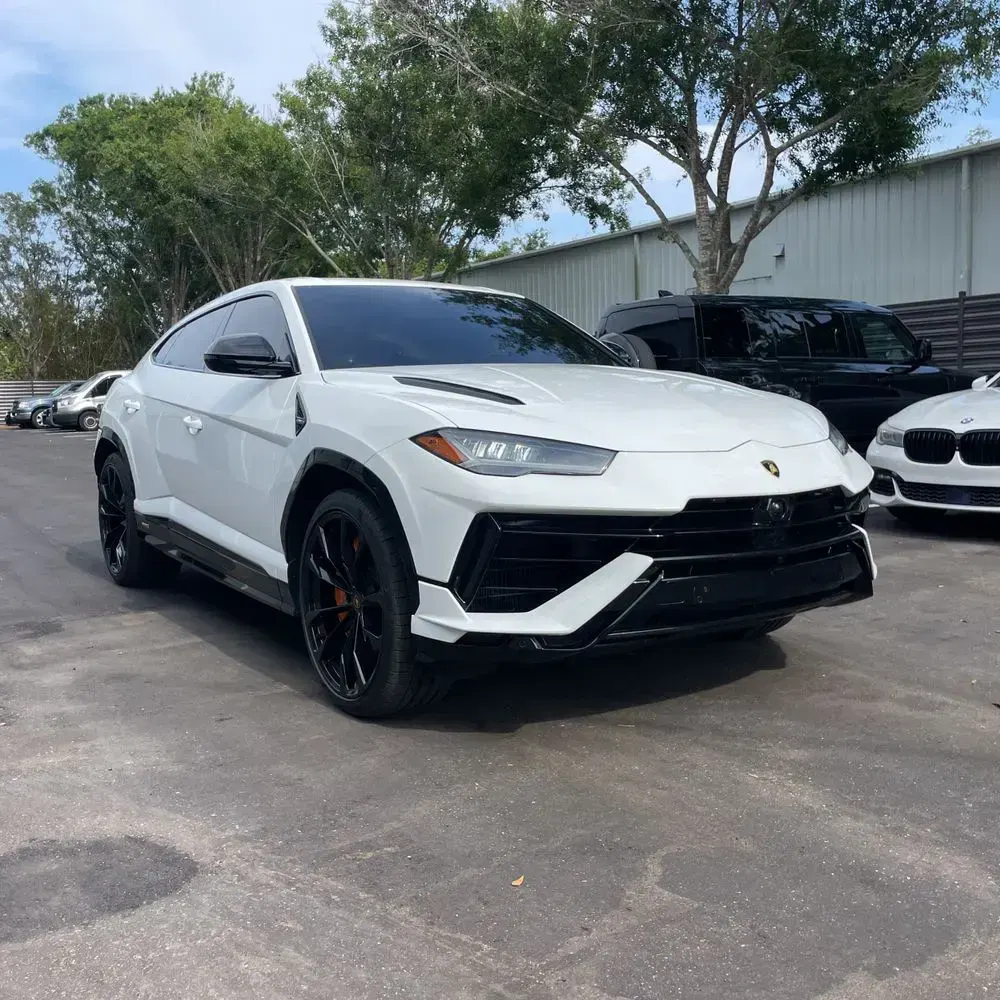 2023 Lamborghini Urus S