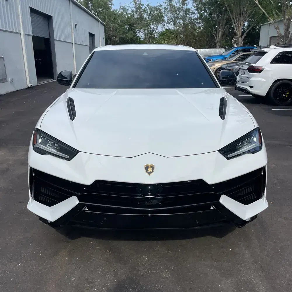 2023 Lamborghini Urus S