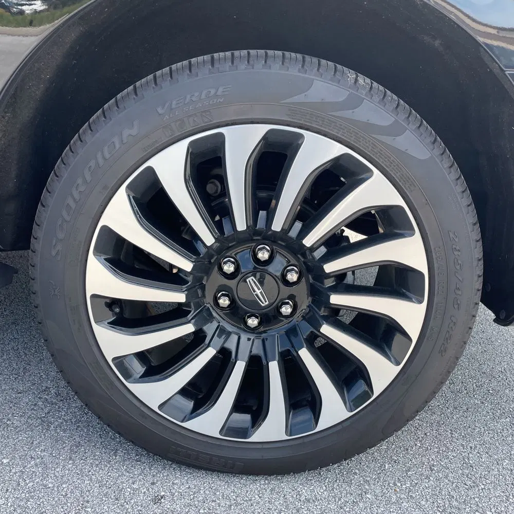 2024 Lincoln Navigator Black Label