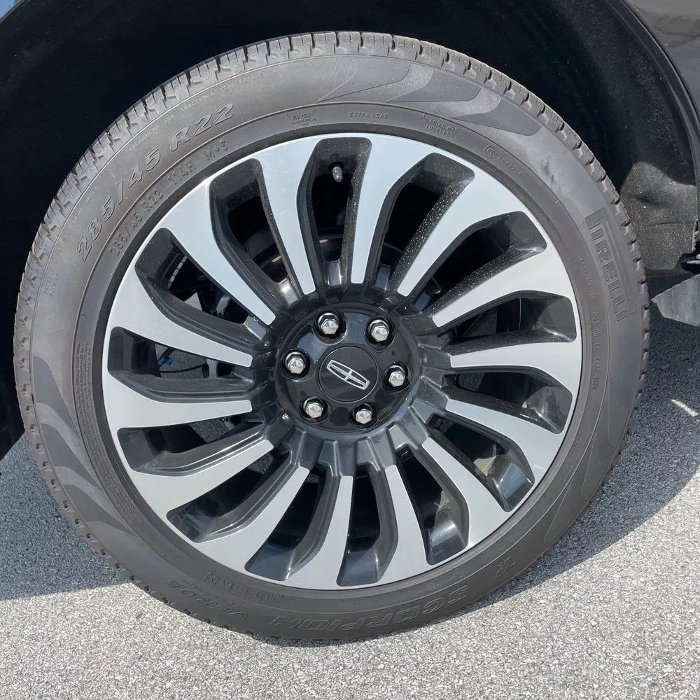 2024 Lincoln Navigator Black Label