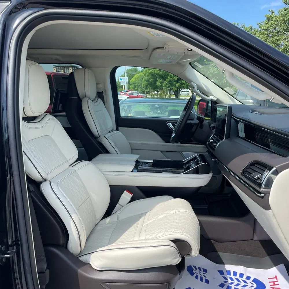 2024 Lincoln Navigator Black Label