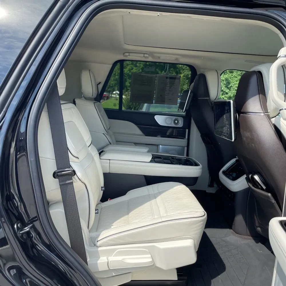 2024 Lincoln Navigator Black Label