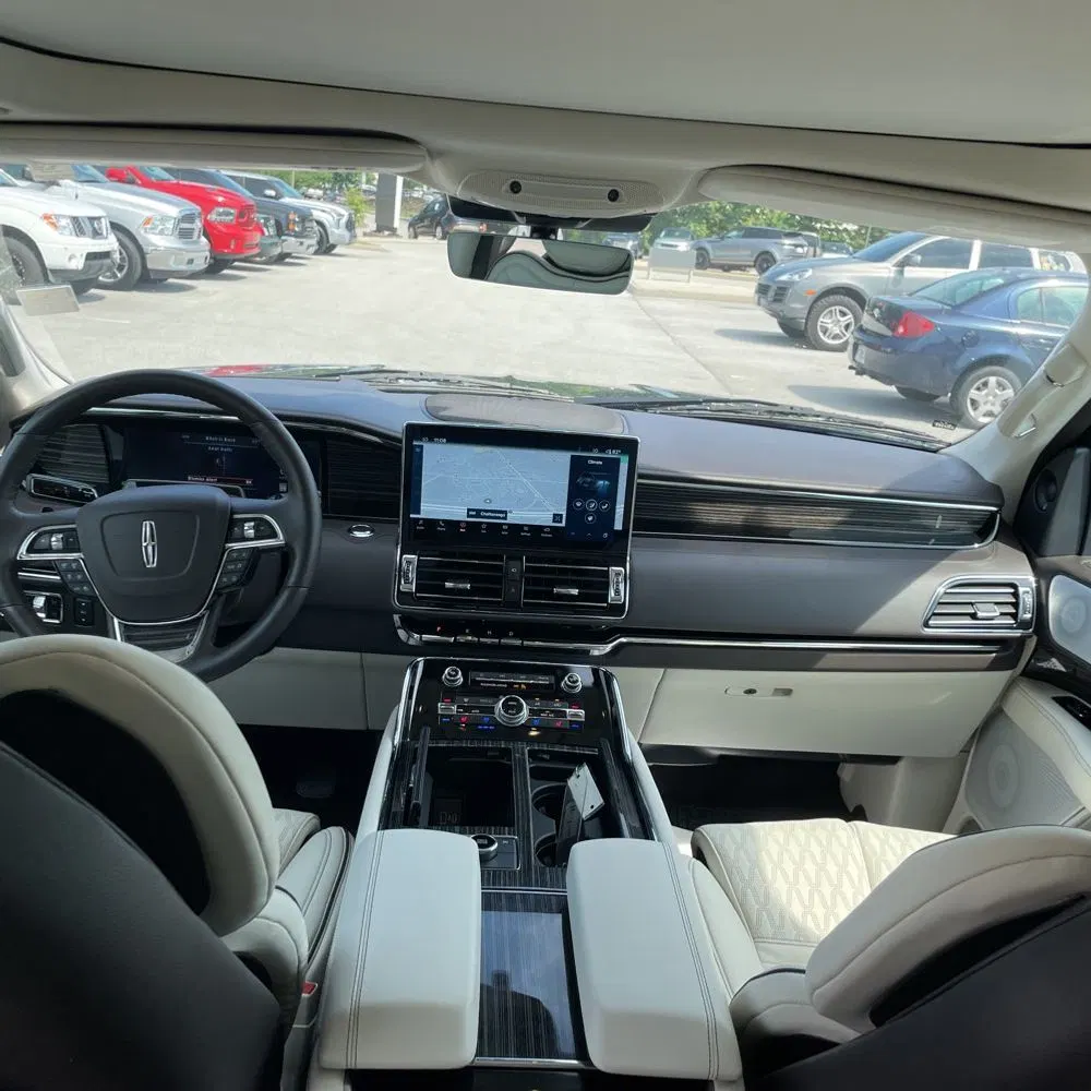 2024 Lincoln Navigator Black Label