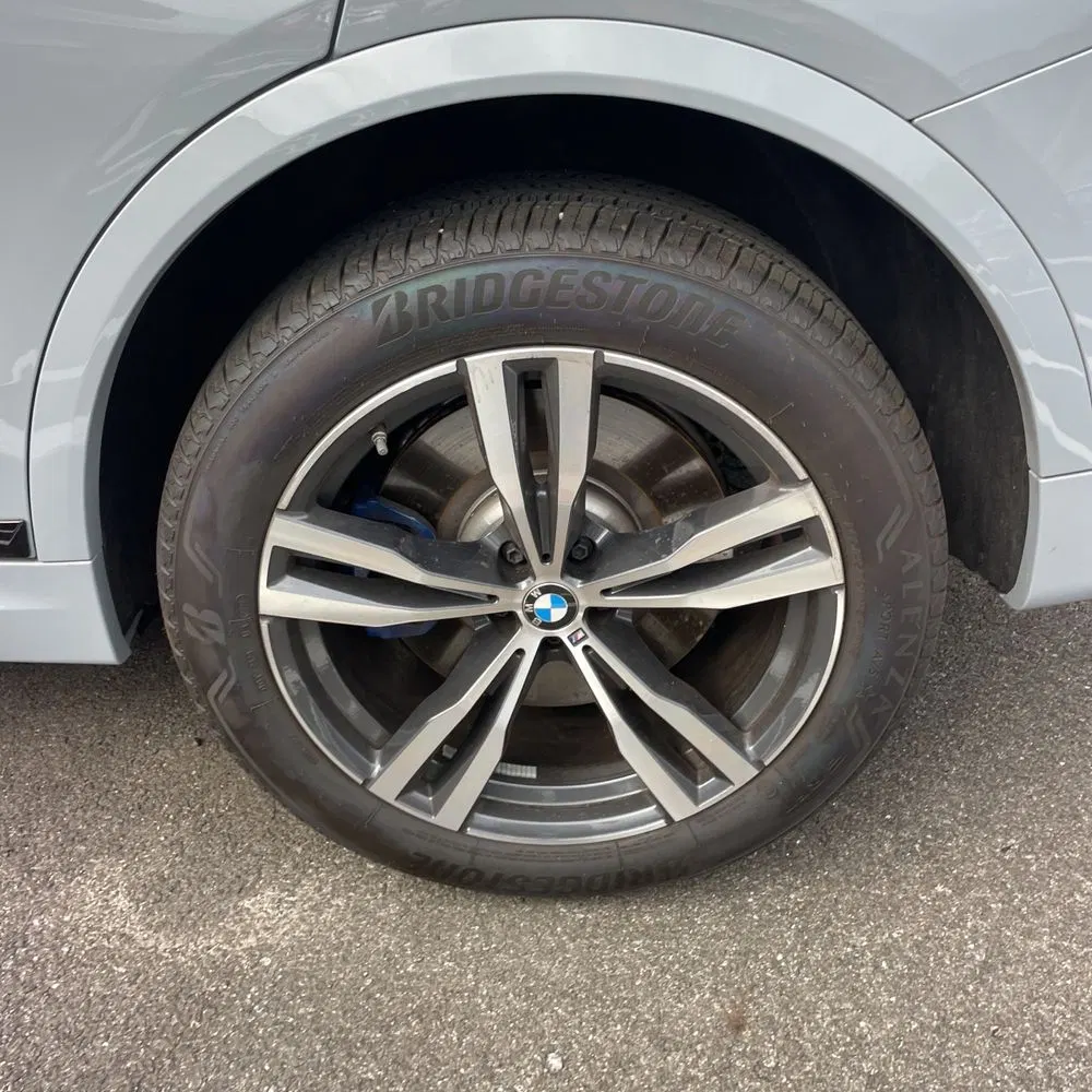 2025 BMW X7 M60i