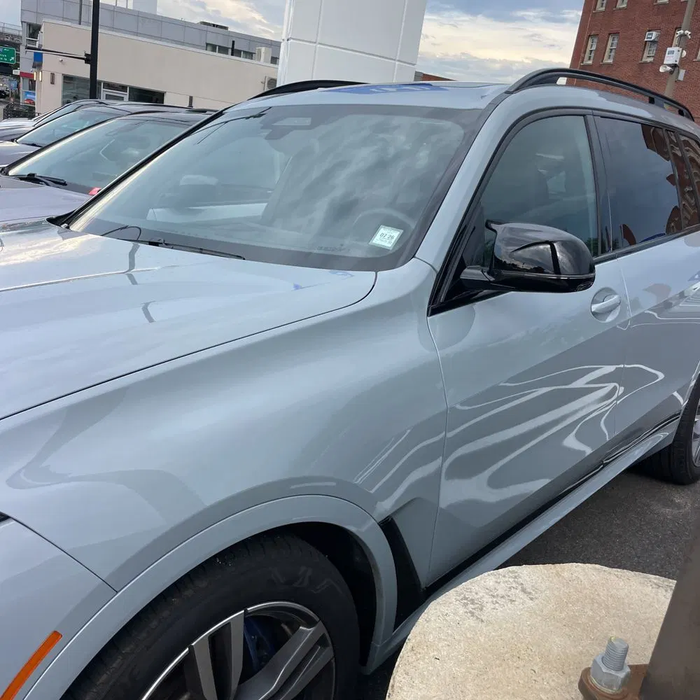 2025 BMW X7 M60i