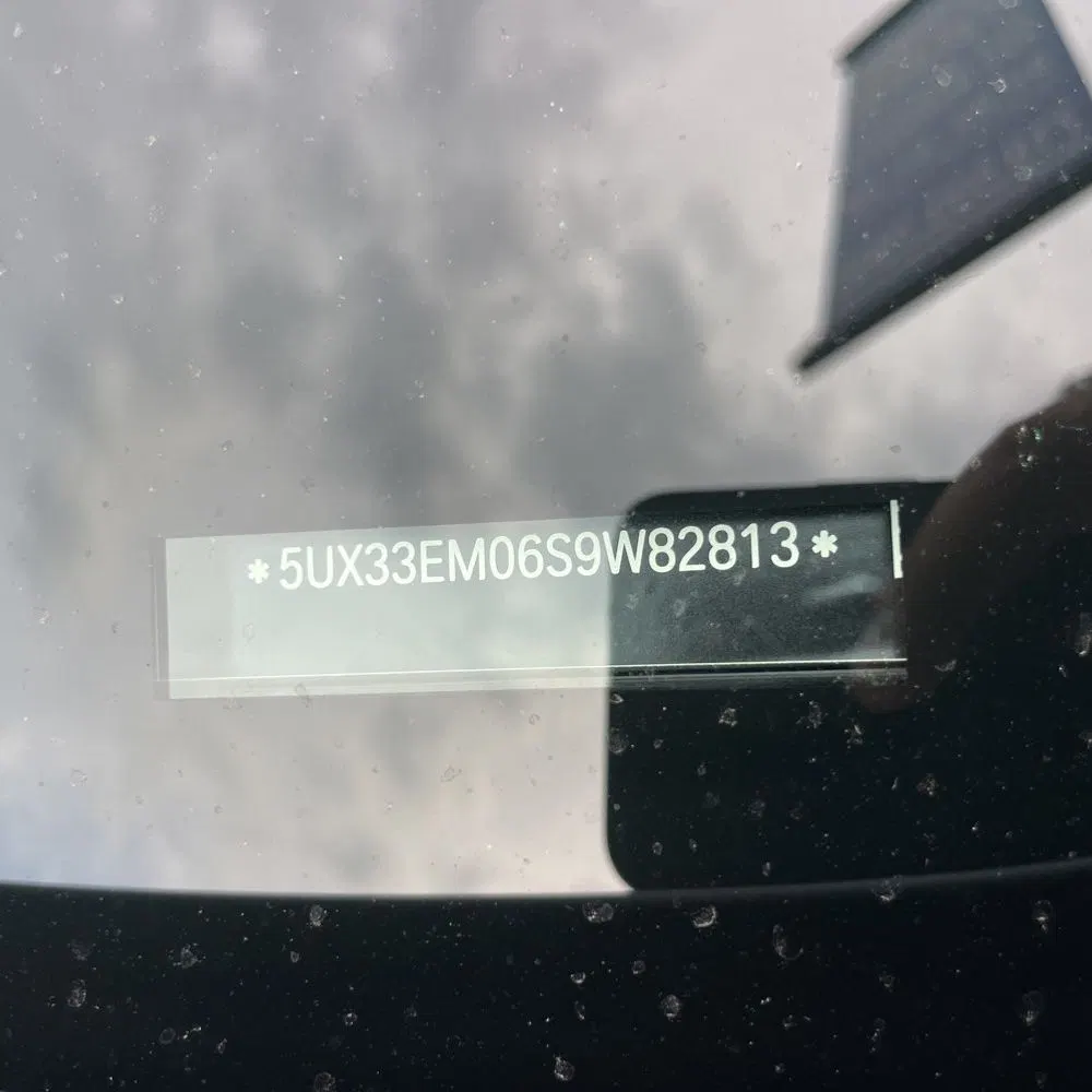 2025 BMW X7 M60i