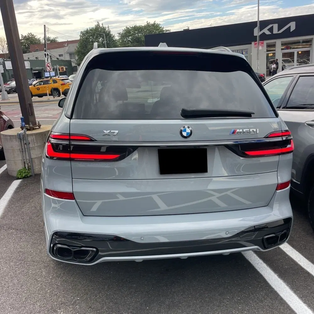 2025 BMW X7 M60i