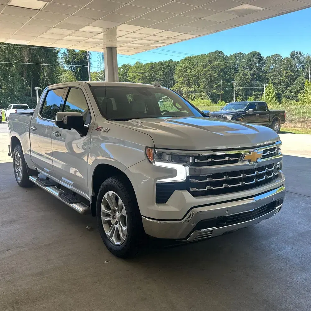 2024 Chevrolet Silverado 1500 LTZ