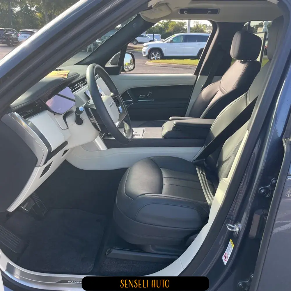 2024 Land Rover Range Rover SE P530