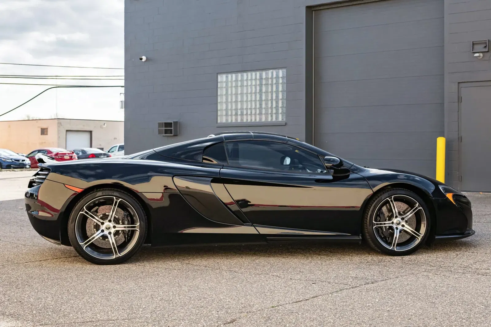 9k-Mile 2015 McLaren 650S Spider