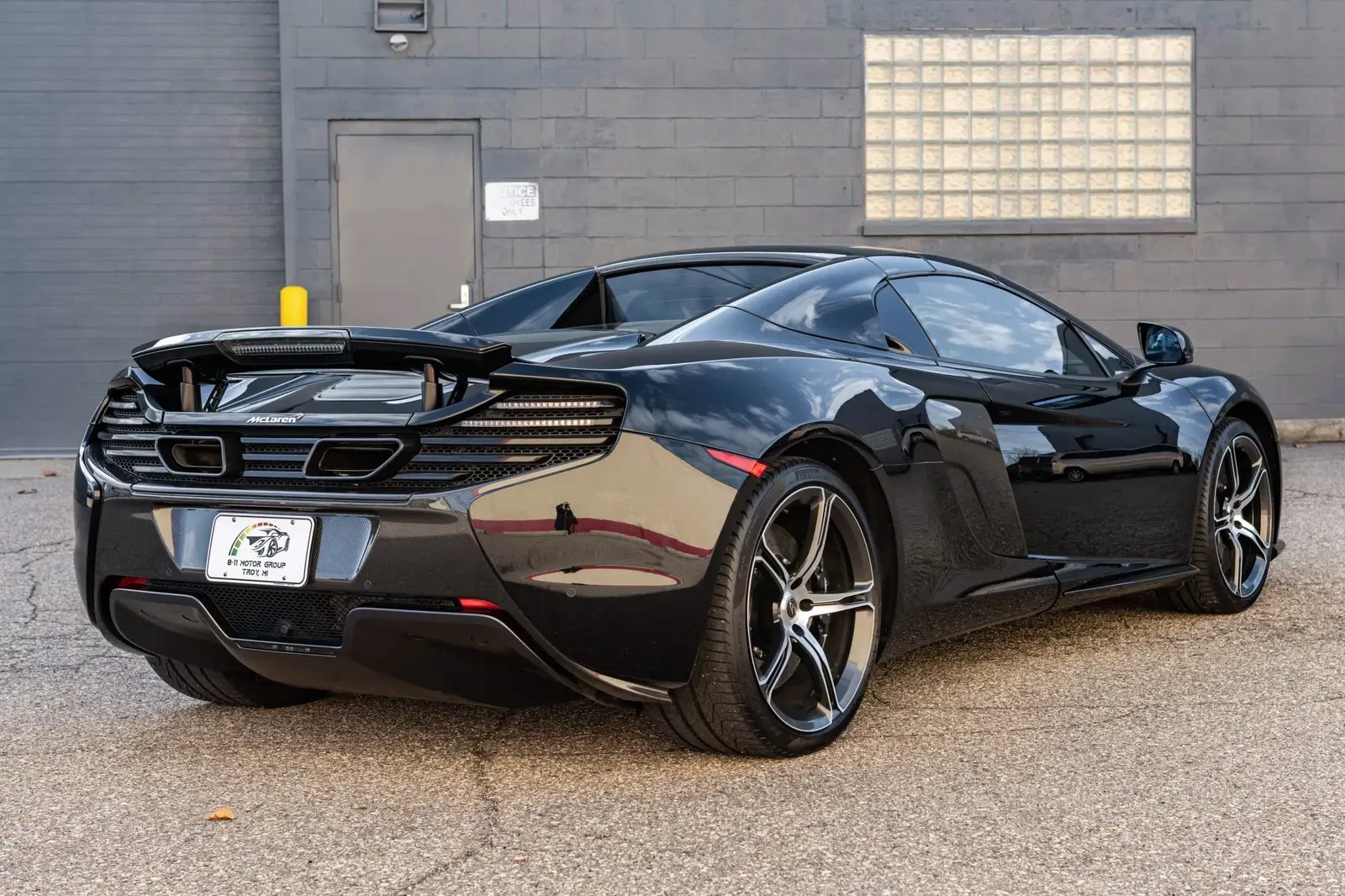 9k-Mile 2015 McLaren 650S Spider