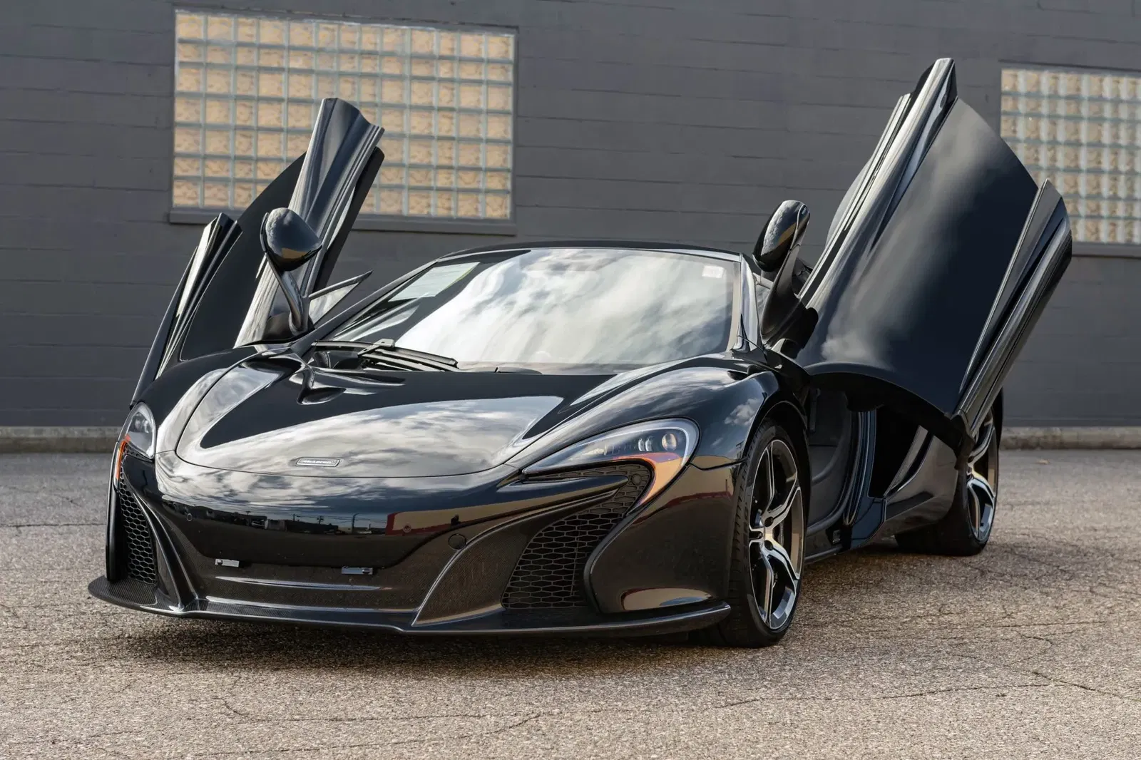 9k-Mile 2015 McLaren 650S Spider