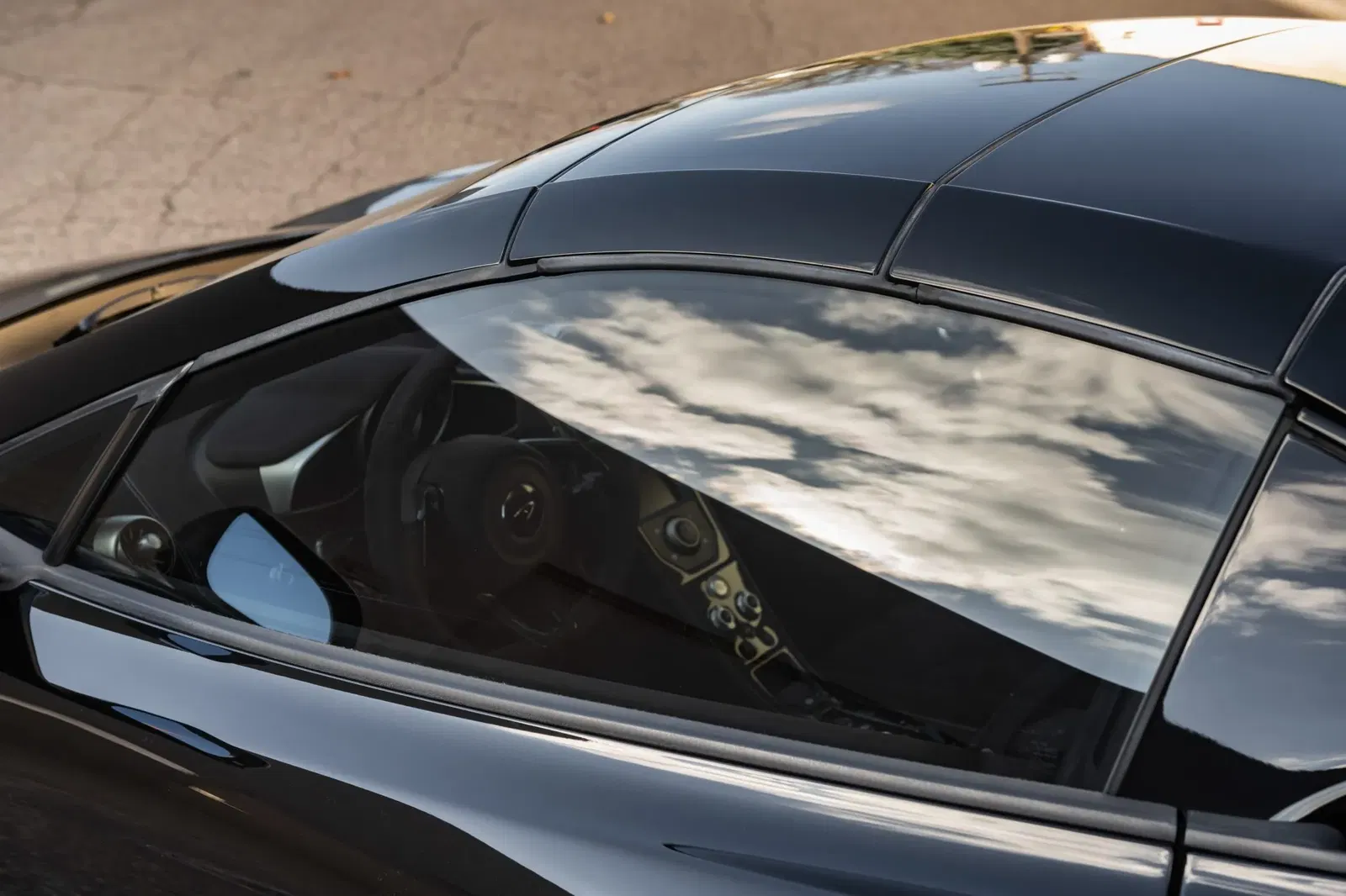 9k-Mile 2015 McLaren 650S Spider