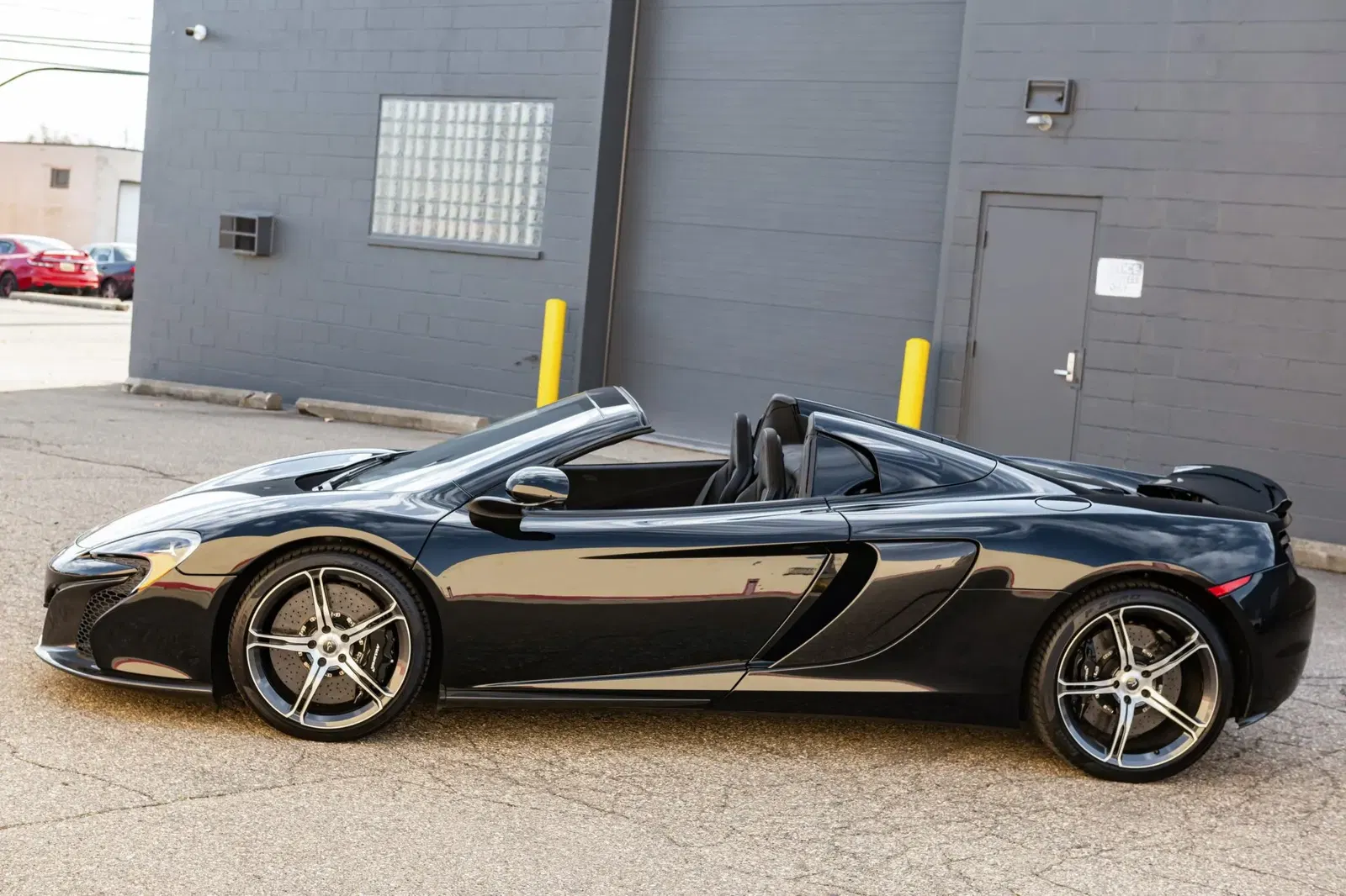 9k-Mile 2015 McLaren 650S Spider