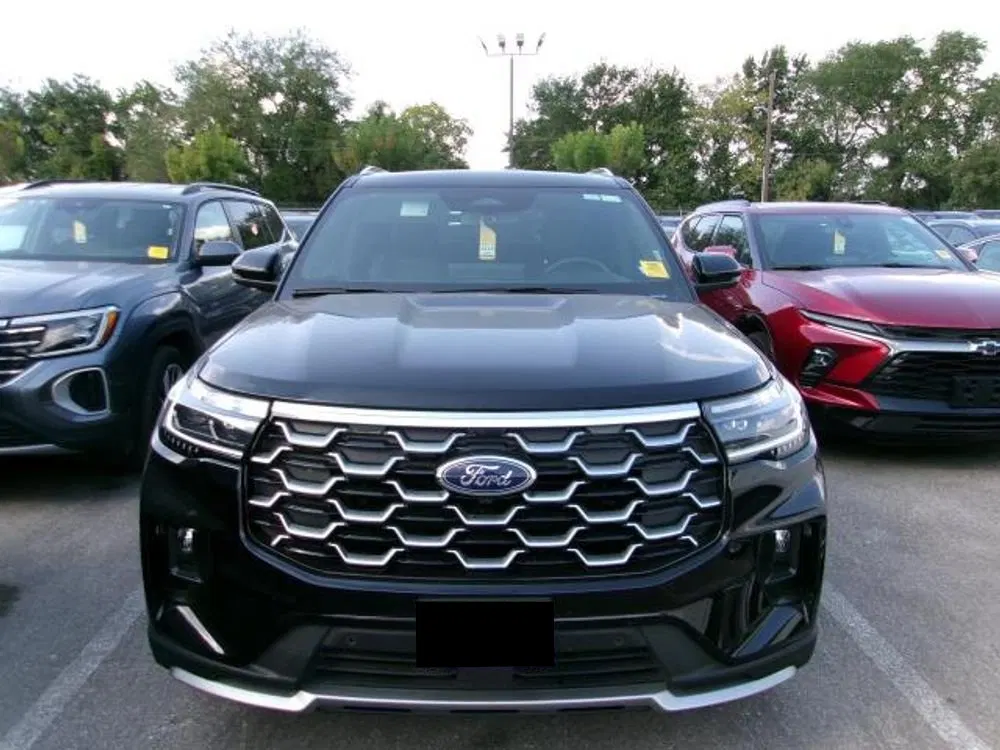 2025 Ford Explorer Platinum