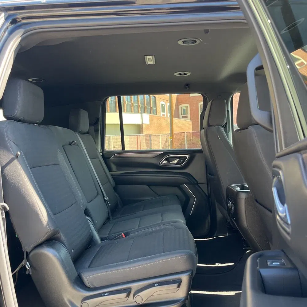 2024 Chevrolet Suburban LS