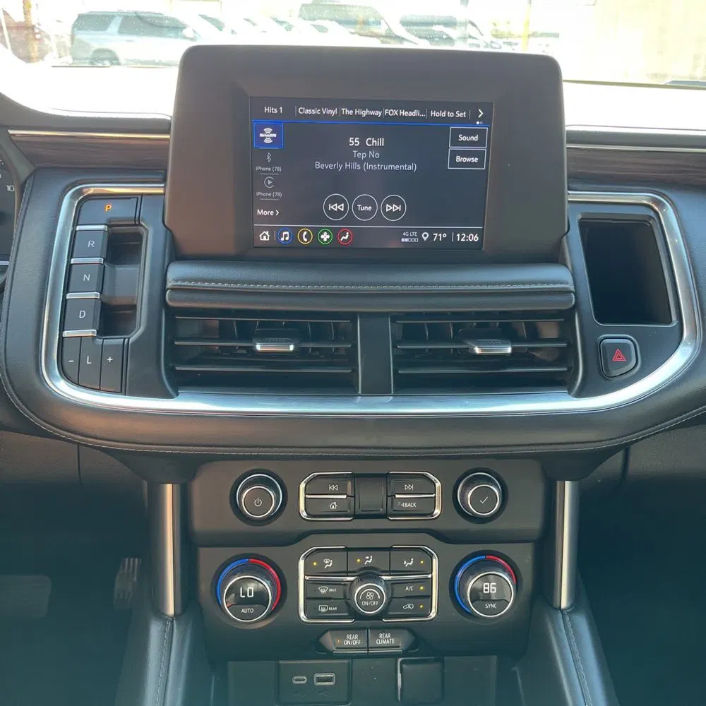 2024 Chevrolet Suburban LS