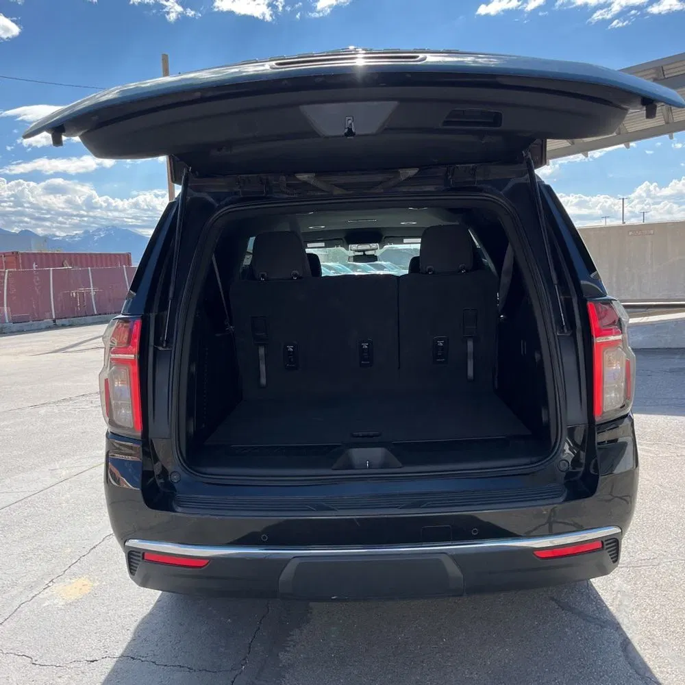 2024 Chevrolet Suburban LS