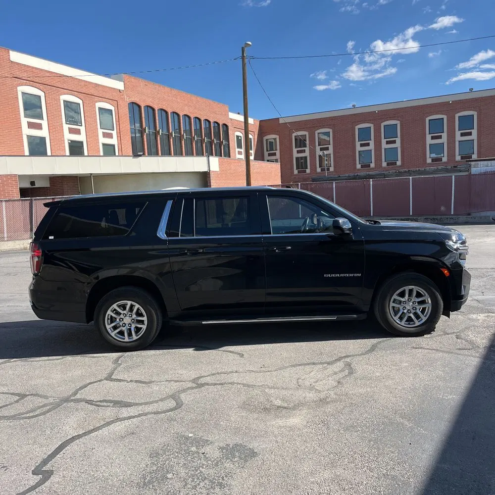 2024 Chevrolet Suburban LS