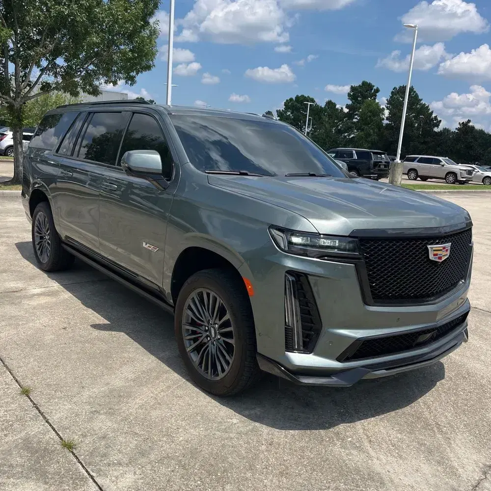 2023 Cadillac Escalade-V ESV Base