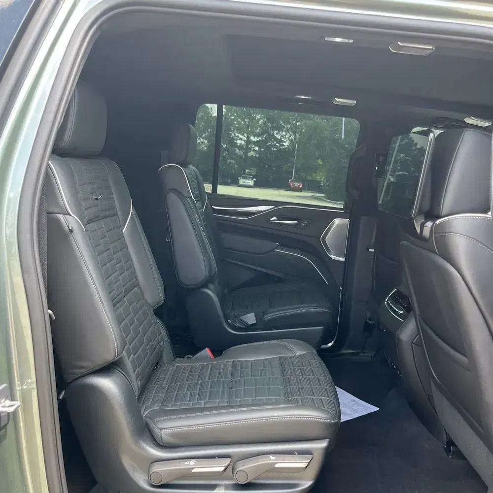 2023 Cadillac Escalade-V ESV Base