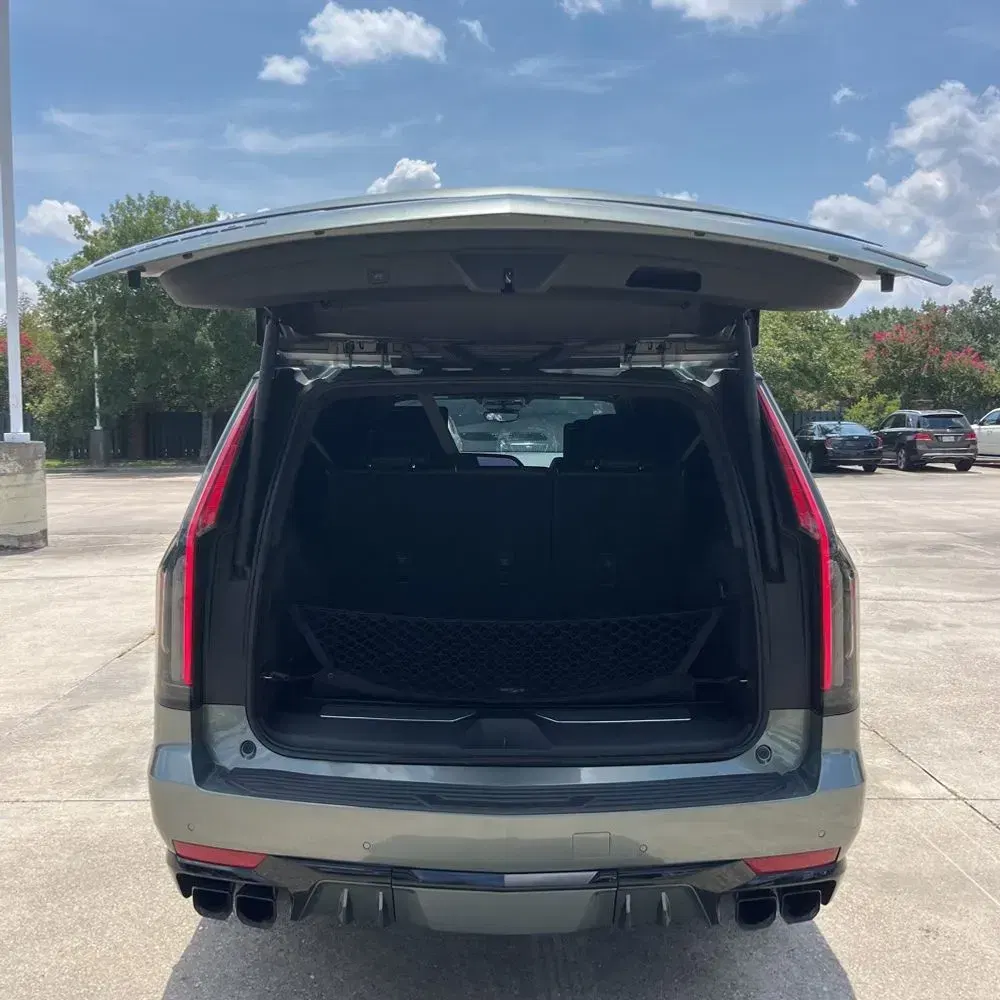 2023 Cadillac Escalade-V ESV Base