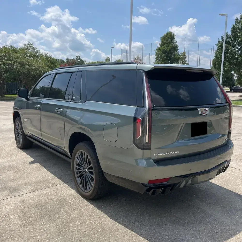 2023 Cadillac Escalade-V ESV Base
