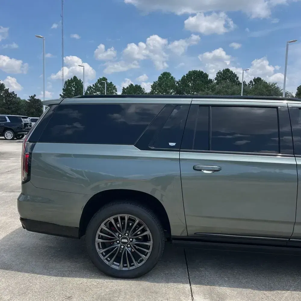 2023 Cadillac Escalade-V ESV Base