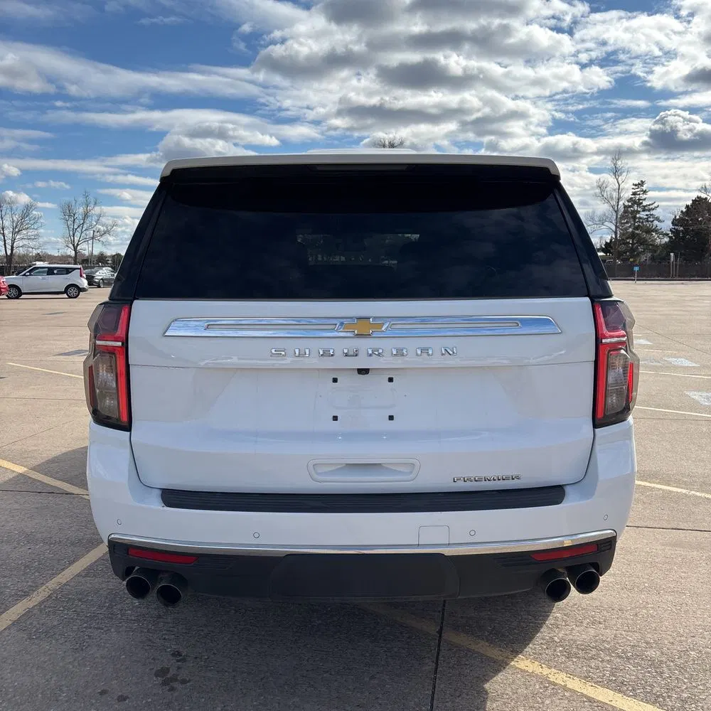 2023 Chevrolet Suburban Premier