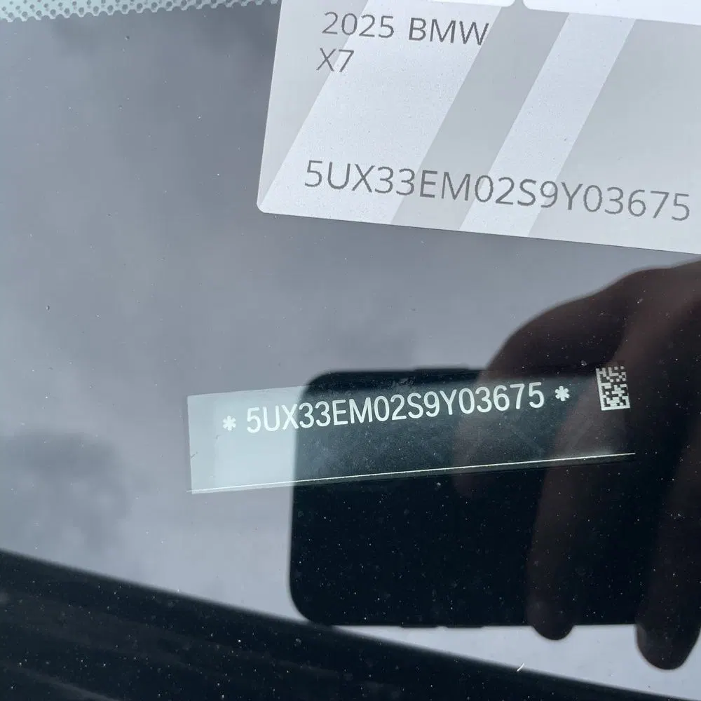 2025 BMW X7 M60i