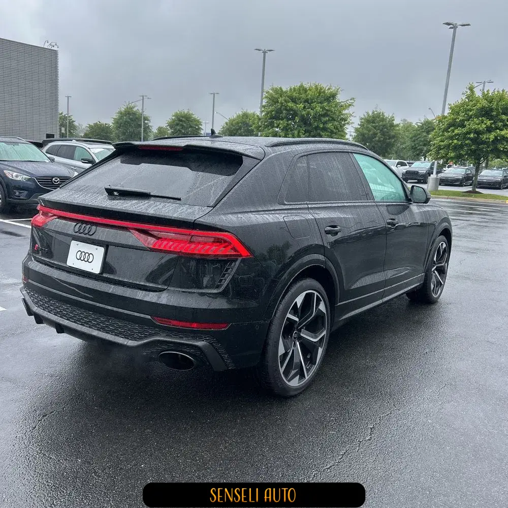 2024 Audi RS Q8 Base