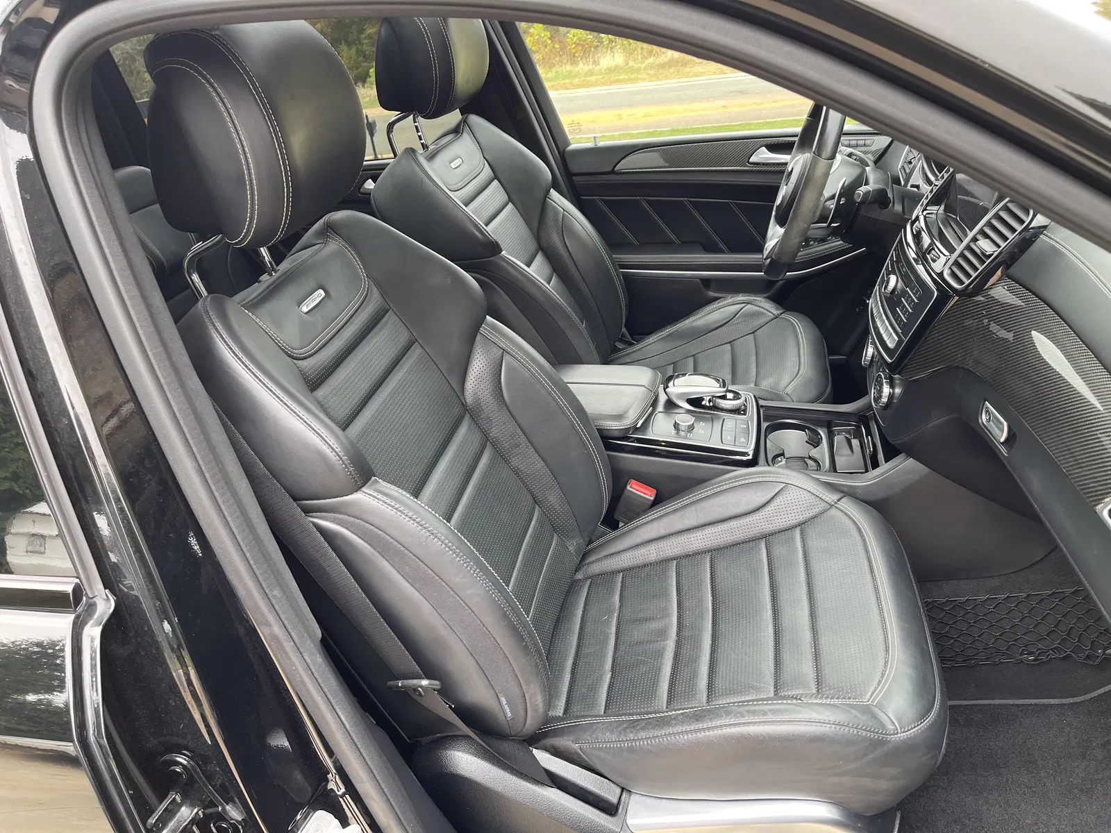 2017 Mercedes-AMG GLS 63 - 577-hp Twin-Turbo V8, AWD, Highly Optioned, Unmodified