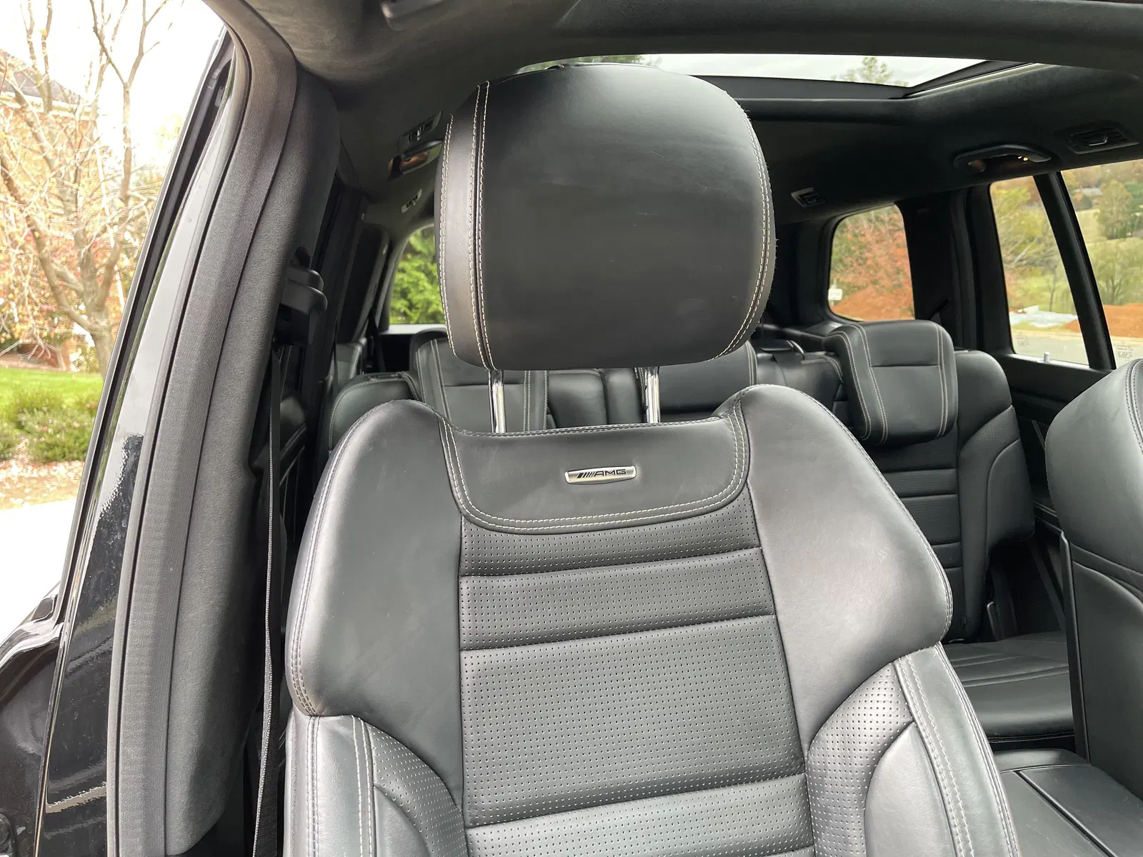 2017 Mercedes-AMG GLS 63 - 577-hp Twin-Turbo V8, AWD, Highly Optioned, Unmodified