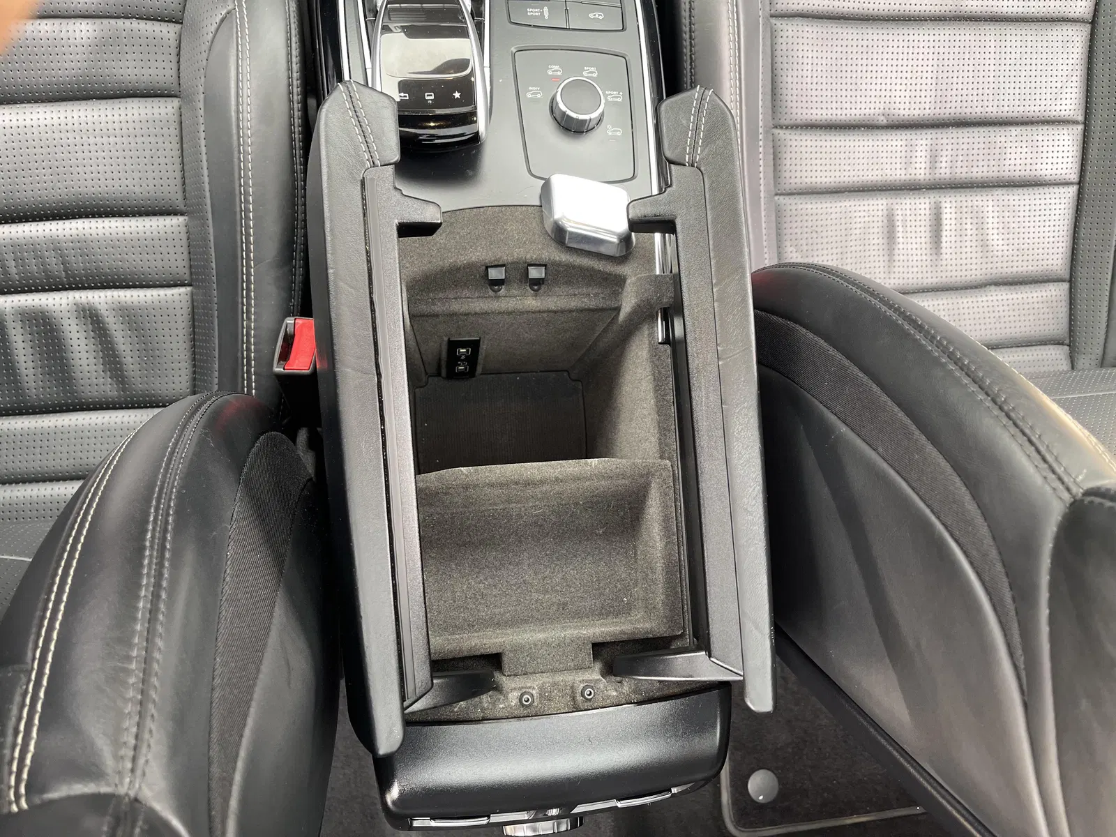 2017 Mercedes-AMG GLS 63 - 577-hp Twin-Turbo V8, AWD, Highly Optioned, Unmodified