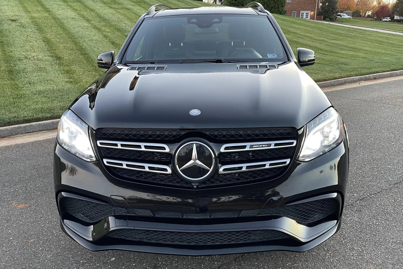 2017 Mercedes-AMG GLS 63 - 577-hp Twin-Turbo V8, AWD, Highly Optioned, Unmodified