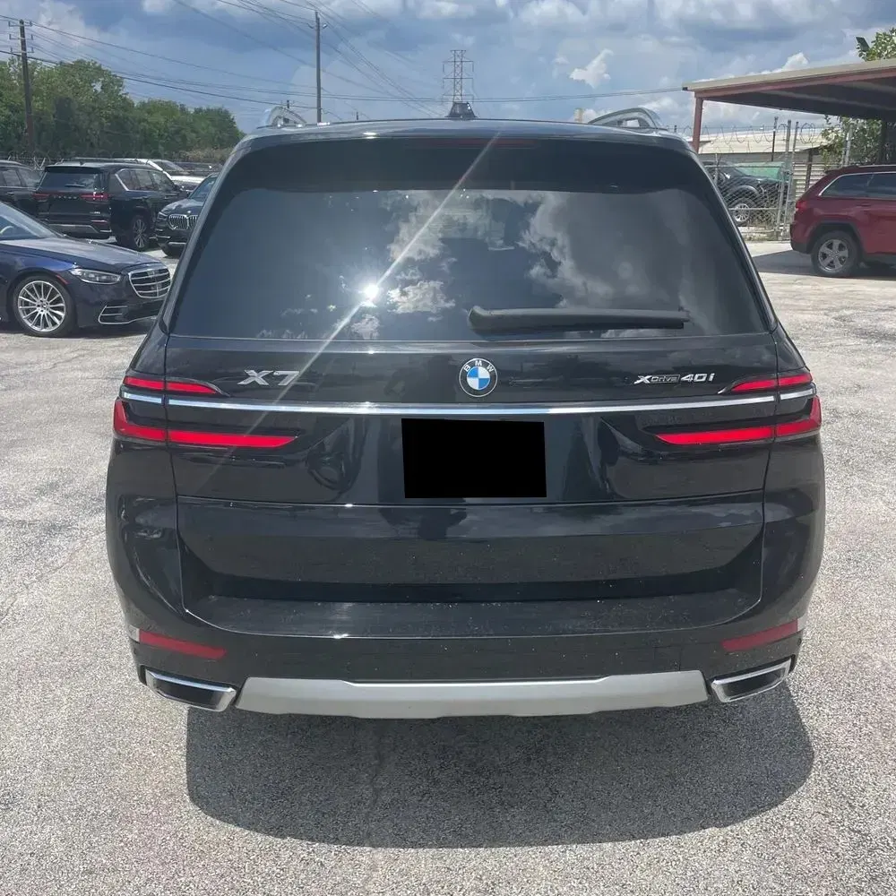 2025 BMW X7 XDrive40i