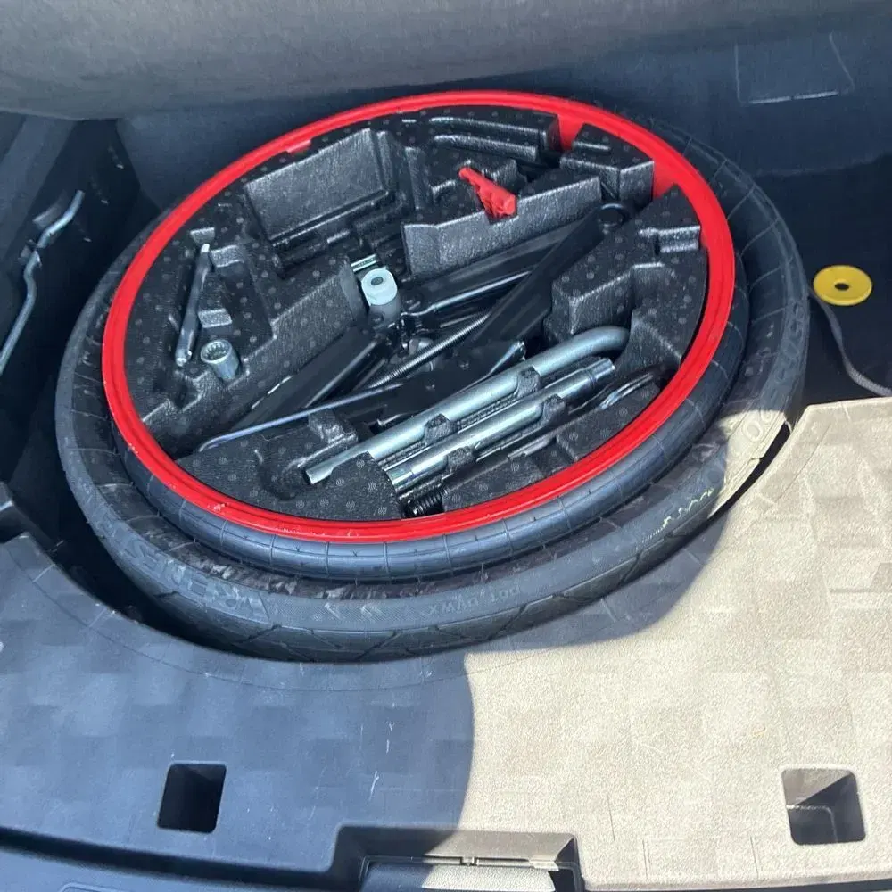 2022 Porsche Cayenne Base