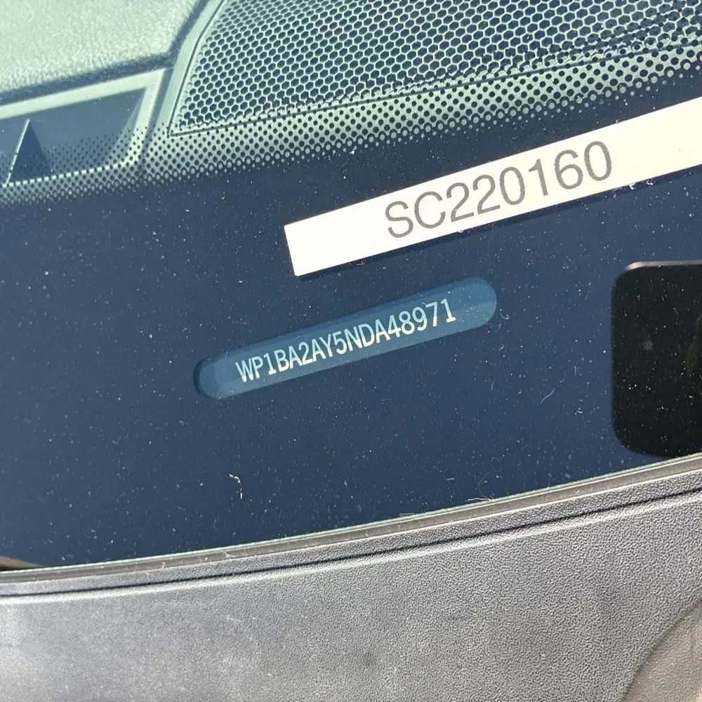 2022 Porsche Cayenne Base