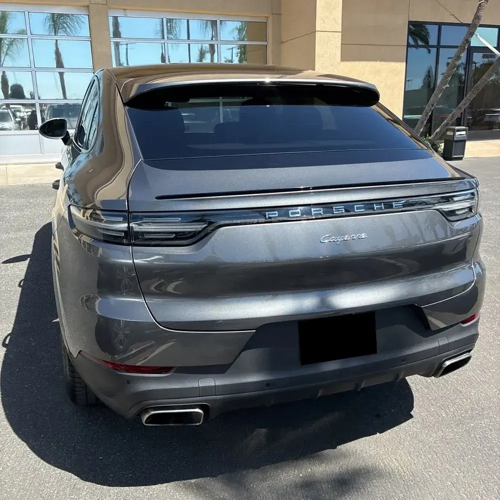 2022 Porsche Cayenne Base