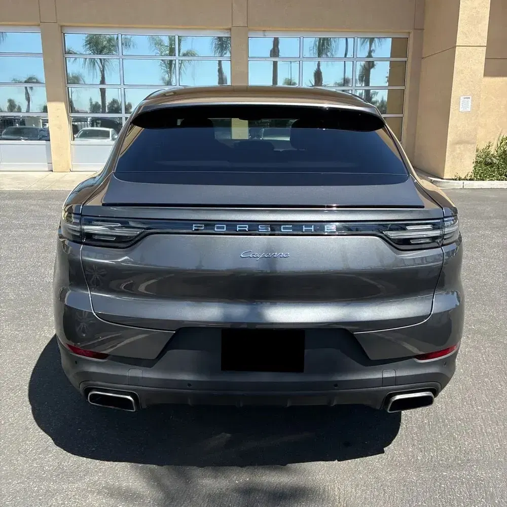 2022 Porsche Cayenne Base