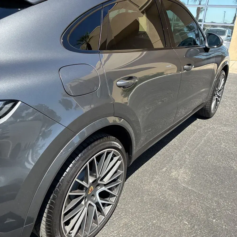 2022 Porsche Cayenne Base