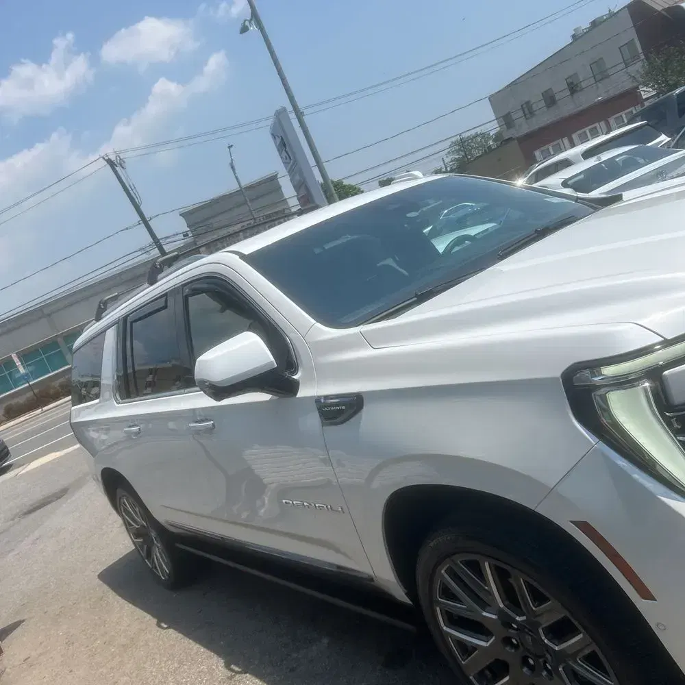 2025 GMC Yukon XL Denali Ultimate