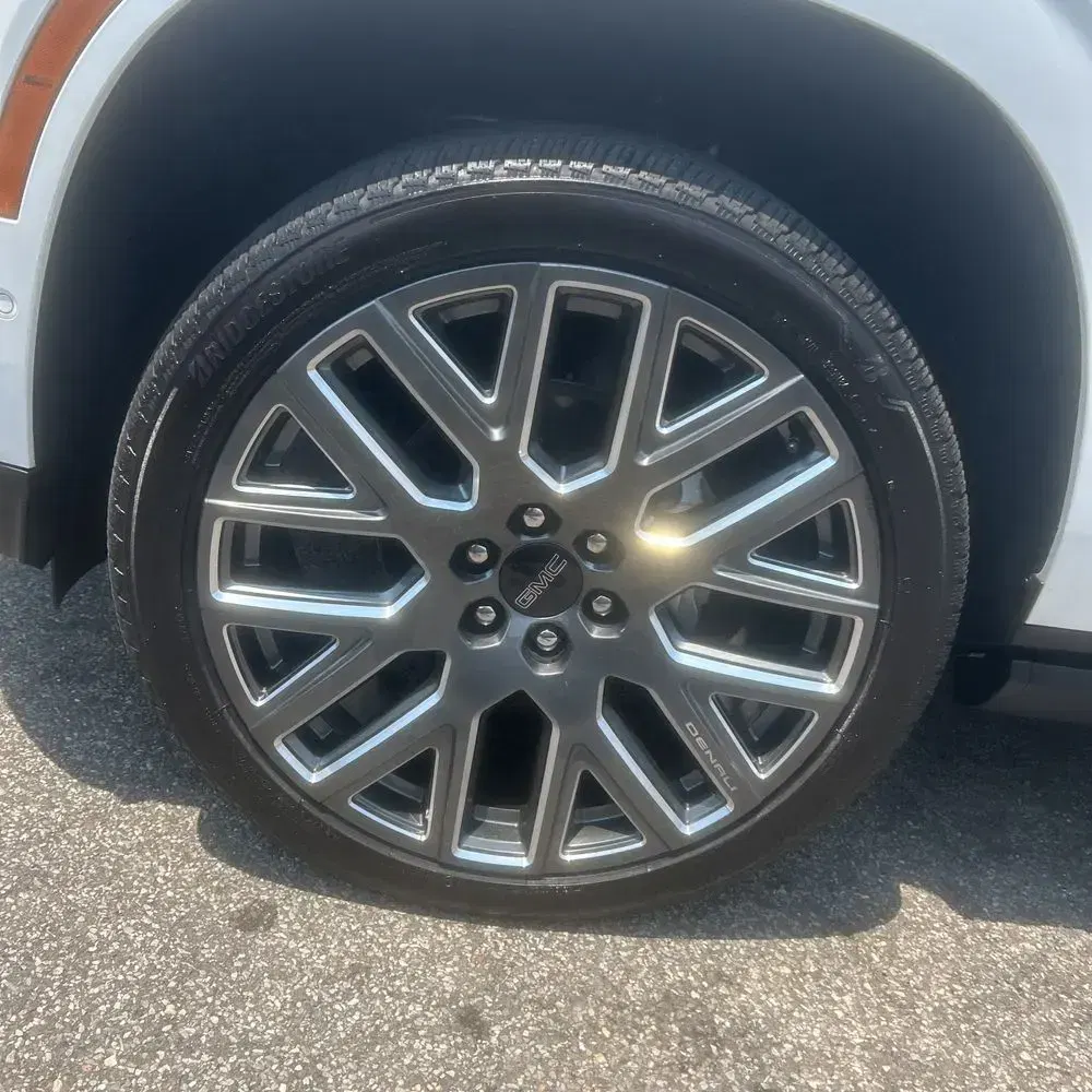 2025 GMC Yukon XL Denali Ultimate