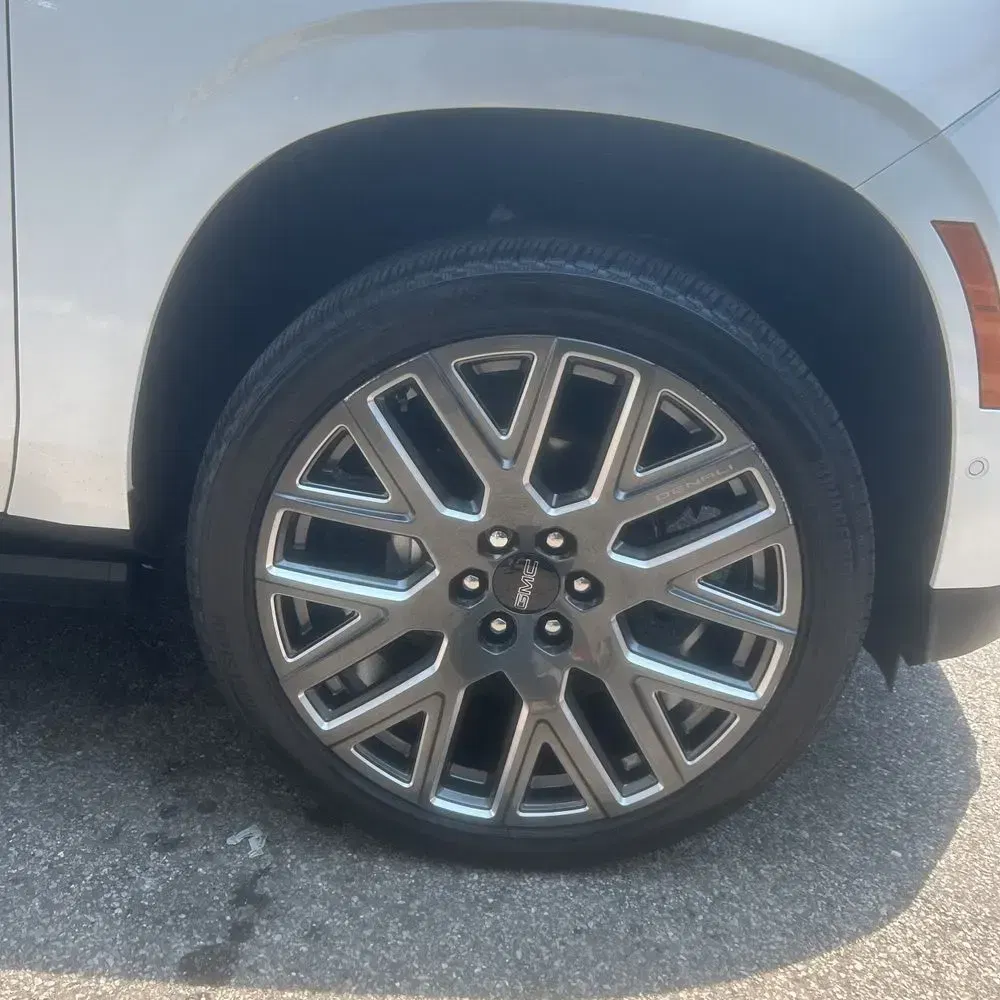 2025 GMC Yukon XL Denali Ultimate