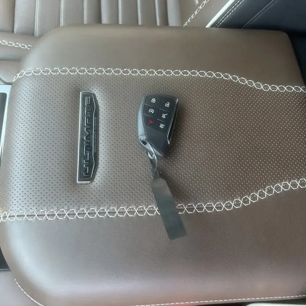2025 GMC Yukon XL Denali Ultimate