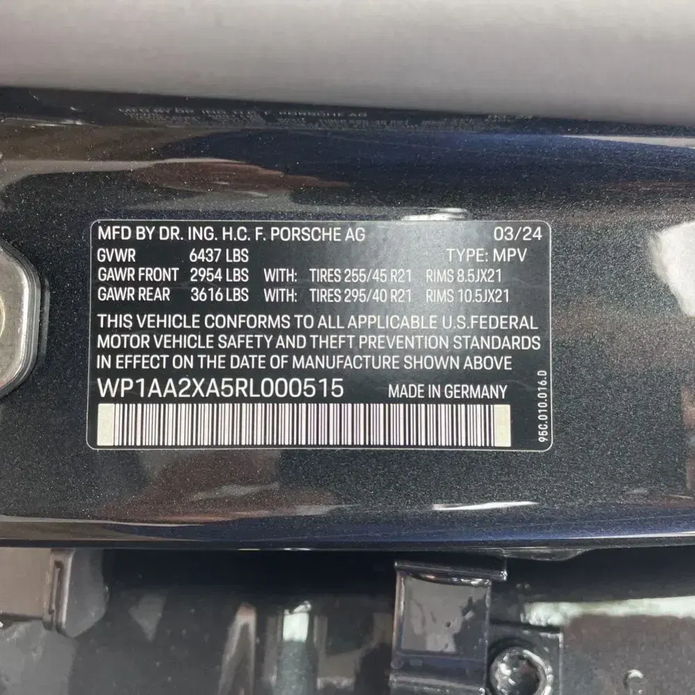 2024 Porsche Macan EV 4