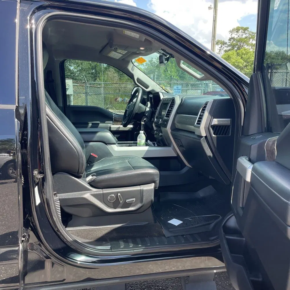 2017 Ford F-450 Super Duty Lariat